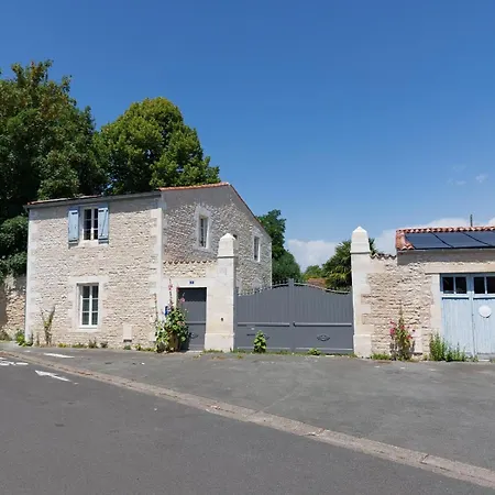 Maison Pour 10 Personnes Avec Piscine Et Proche De La * Aytré